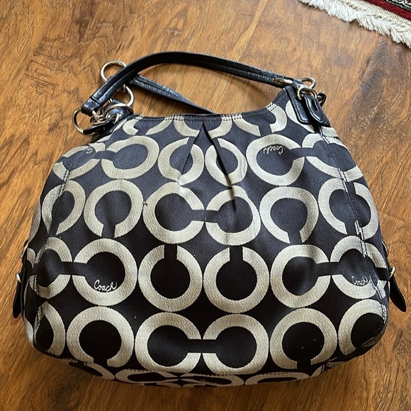 Coach Madison Maggie monogram hobo shoulder bag - Picture 5 of 13